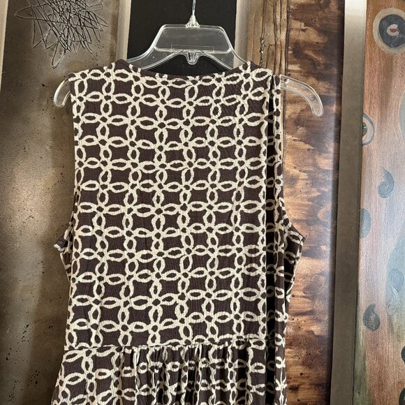 Broan and Beige Merona Dress with "V" neck, Size M - Picture 3 of 5